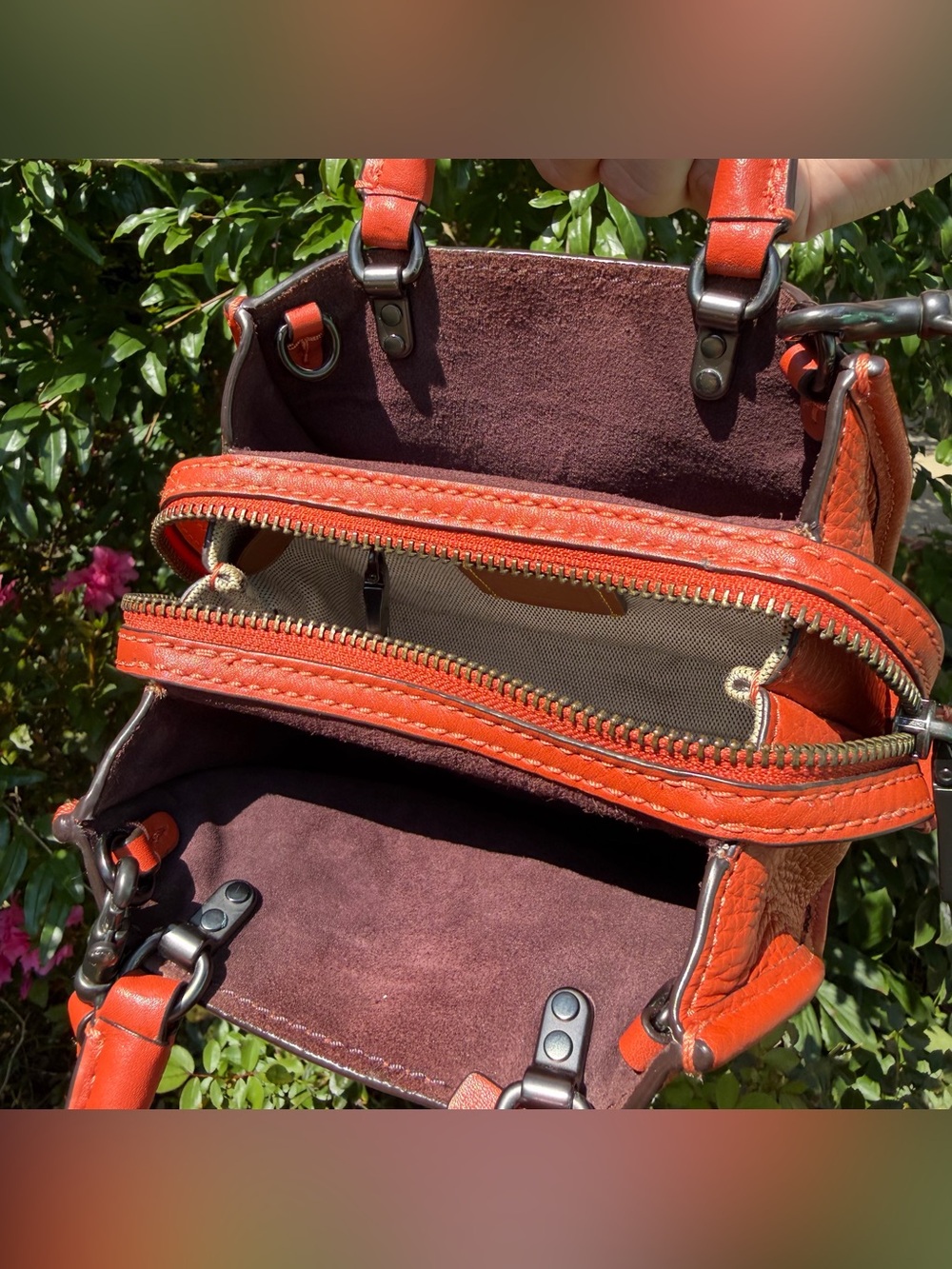 EUC Coach Rogue 17 Vermillion Orange Natural Pebble Leather Crossbody Bag 22978 - Picture 8 of 11